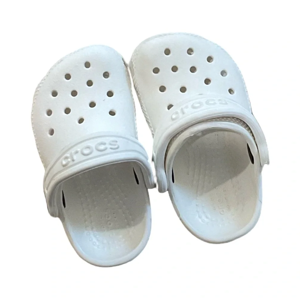 White Crocs Toddler Size 5 Slip-On Shoes Excellent for Daycare & Summer 👶☀️ - Picture 5 of 6